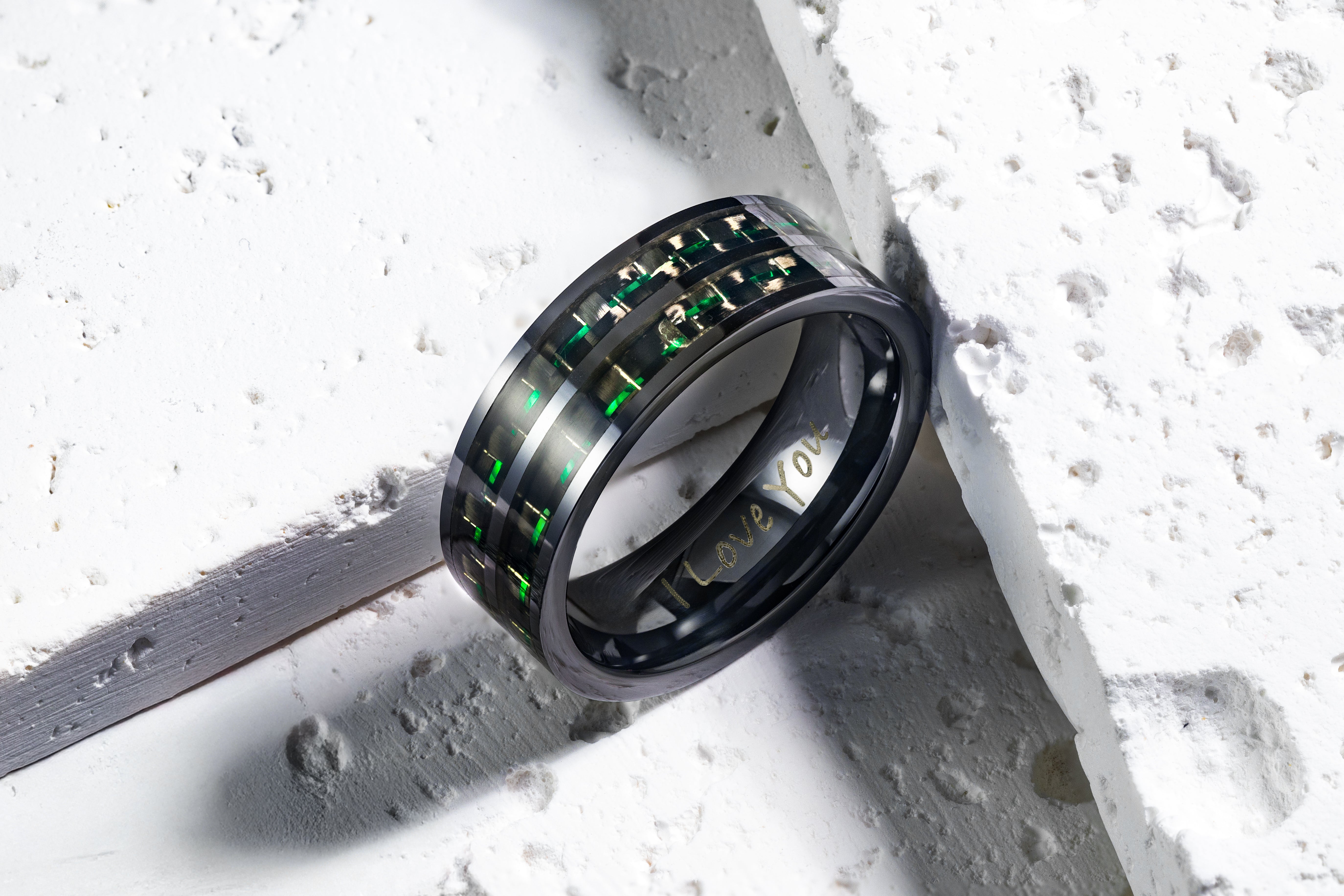 Willis Judd New Men's Ceramic Ring (Black, Green Carbon Fiber, Engraved I Love You)